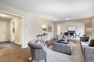 4246 Oak Dr Ln, Minnetonka, MN 55343 - Photo 5