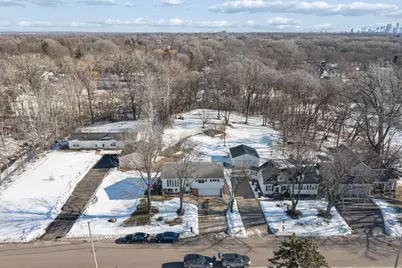 3256 Hampshire Avenue N, Crystal, MN 55427 - Photo 19