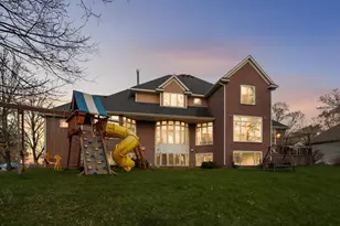 2437 Sunset Ct, Little Canada, MN 55117 - Photo 5