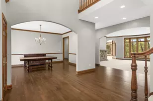 2437 Sunset Ct, Little Canada, MN 55117 - Photo 15