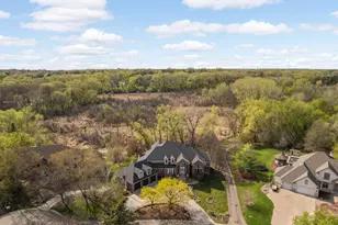 2437 Sunset Ct, Little Canada, MN 55117 - Photo 7