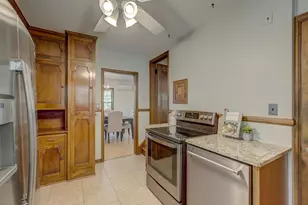1745 Eleanor Ave, Saint Paul, MN 55116 - Photo 9