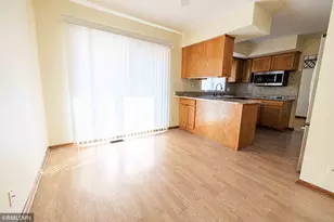 1397 Parkwood Dr, Woodbury, MN 55125 - Photo 23