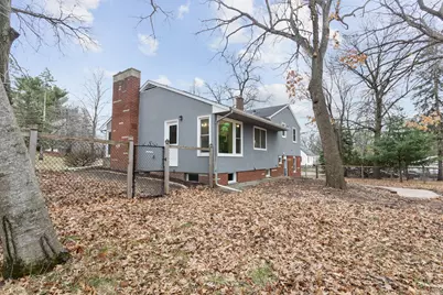 735 Warner Avenue N, Mahtomedi, MN 55115 - Photo 5