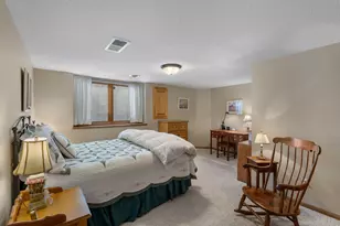 14207 41st Ave N, Plymouth, MN 55446 - Photo 19