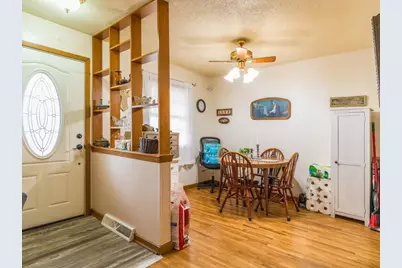 415 E Hawthorne Street, Albert Lea, MN 56007 - Photo 9