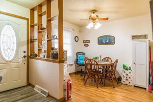 415 E Hawthorne St, Albert Lea, MN 56007 - Photo 9