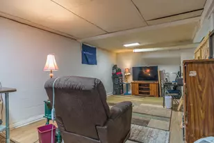 415 E Hawthorne St, Albert Lea, MN 56007 - Photo 23