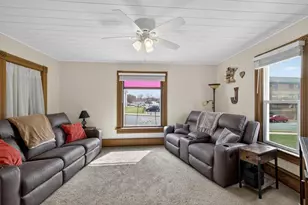 109 4th St NE, Stewartville, MN 55976 - Photo 7