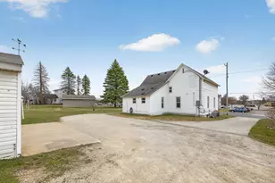 109 4th St NE, Stewartville, MN 55976 - Photo 39