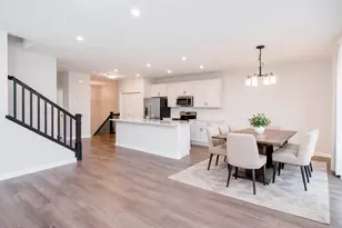 2217 Gateway Hill Rd, North Saint Paul, MN 55109 - Photo 11