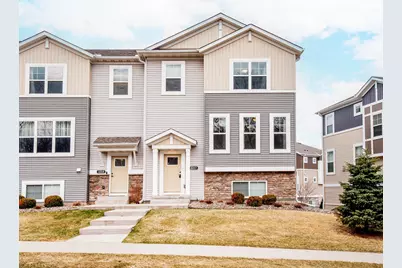 2217 Gateway Hill Road, North Saint Paul, MN 55109 - Photo 1