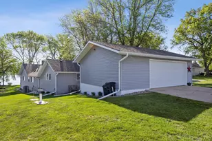 44042 Outlet Beach Rd, Pelican Rapids, MN 56572 - Photo 33