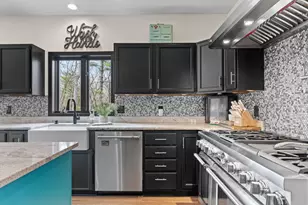 3617 Tanglewood Ct, Eagan, MN 55123 - Photo 21