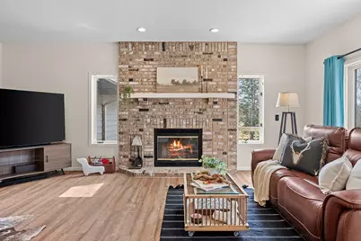 3617 Tanglewood Court, Eagan, MN 55123 - Photo 27