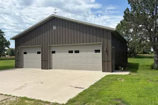 237 S Paul St, Appleton, MN 56208 - Photo 33