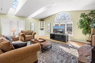 6859 Yuma Dr, Chanhassen, MN 55317 - Photo 7