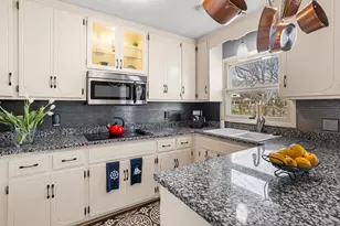 6859 Yuma Dr, Chanhassen, MN 55317 - Photo 19