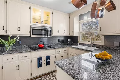 6859 Yuma Drive, Chanhassen, MN 55317 - Photo 19