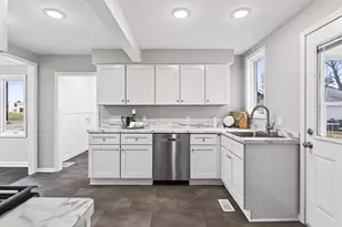 2820 6th Ave, Anoka, MN 55303 - Photo 11