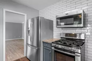 6240 W Broadway Ave, Brooklyn Park, MN 55428 - Photo 11