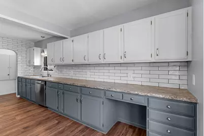 6240 W Broadway Avenue, Brooklyn Park, MN 55428 - Photo 9