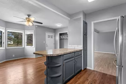 6240 W Broadway Avenue, Brooklyn Park, MN 55428 - Photo 13