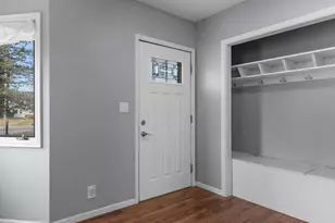 6240 W Broadway Ave, Brooklyn Park, MN 55428 - Photo 5