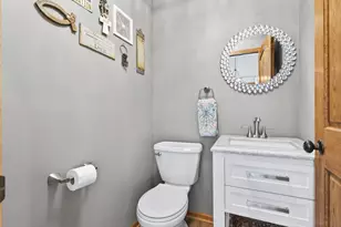 2541 Emerald Ln, Shakopee, MN 55379 - Photo 7
