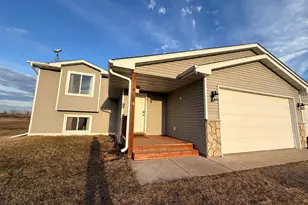 47575 Falcon Ave, Rush City, MN 55069 - Photo 3