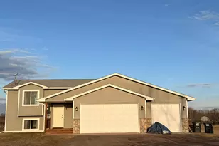 47575 Falcon Ave, Rush City, MN 55069 - Photo 5