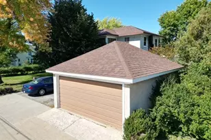 108 W 4th St, Redwood Falls, MN 56283 - Photo 9