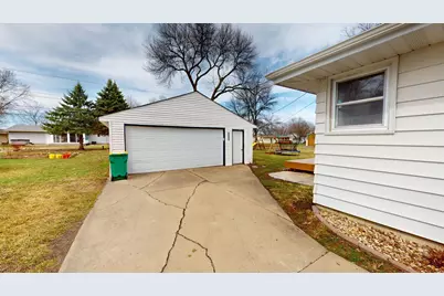 2141 Harmony Avenue, Albert Lea, MN 56007 - Photo 37