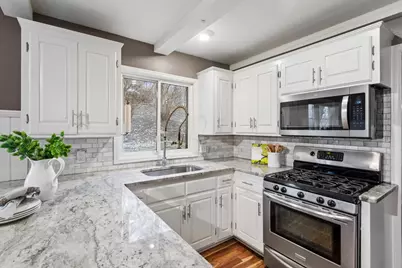 1533 Clare Lane, Wayzata, MN 55391 - Photo 13