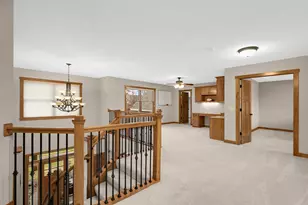 10590 Watersedge Ln, Woodbury, MN 55129 - Photo 39