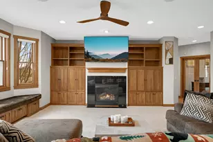 10590 Watersedge Ln, Woodbury, MN 55129 - Photo 27