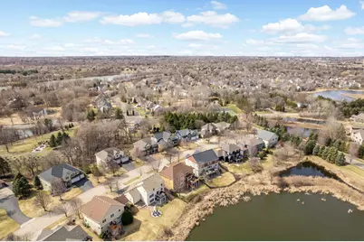 10590 Watersedge Lane, Woodbury, MN 55129 - Photo 7
