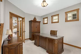 10590 Watersedge Ln, Woodbury, MN 55129 - Photo 11