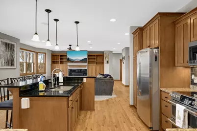 10590 Watersedge Lane, Woodbury, MN 55129 - Photo 37