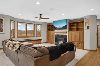 10590 Watersedge Lane, Woodbury, MN 55129 - Photo 19