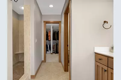 10590 Watersedge Lane, Woodbury, MN 55129 - Photo 53