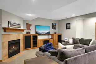 10590 Watersedge Ln, Woodbury, MN 55129 - Photo 59