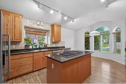 10417 Fawns Way, Eden Prairie, MN 55347 - Photo 5