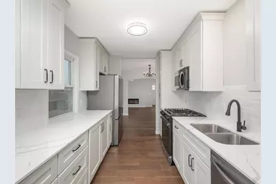 1616 Xerxes Avenue N, Minneapolis, MN 55411 - Photo 11