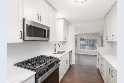 1616 Xerxes Avenue N, Minneapolis, MN 55411 - Photo 13