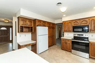 4400 Mnr Vw Dr NW, Rochester, MN 55901 - Photo 13