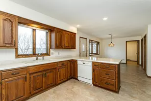 4400 Mnr Vw Dr NW, Rochester, MN 55901 - Photo 11