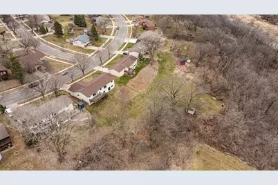 4400 Manor View Drive NW, Rochester, MN 55901 - Photo 3