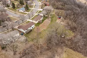 4400 Mnr Vw Dr NW, Rochester, MN 55901 - Photo 3