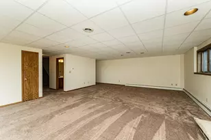 4400 Mnr Vw Dr NW, Rochester, MN 55901 - Photo 27